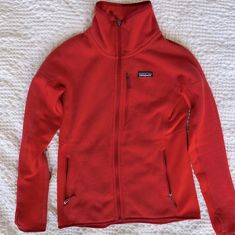 Patagonia Better Sweater - Sz M - great condition- beautiful coral color